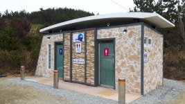 신안군, 쾌적한 공중화장실 조성에 박차