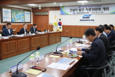 율촌제1산단 26년 역사, 건설지에 담는다