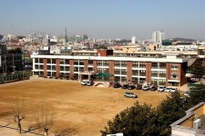 학교는 100년이 넘었는데 학생은 줄어든다