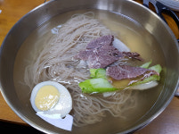 동해 ‘냉면권가’ 권영한 대표 “평양냉면은 평화의 상징음식”