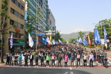 노동절 경남대회 비정규직 세상 멈춰 바꿔내자