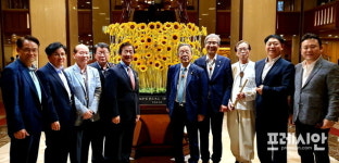 진주 경남과학기술대 김남경 총장, 日 은사 참배