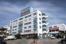 나는 백제병원 수술실의 불법 유령이었다