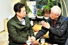 이철우 도지사, 사회복지시설과 6.25참전유공자 방문·격려