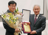 김길동 태백시의장, 지방의정봉사대상 수상