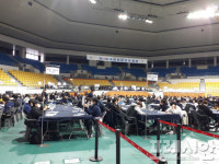[21대총선] 전북 익산실내체육관 개표 들어가