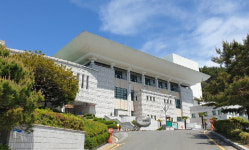 통영시민문화회관 · 시립도서관 부분 개관