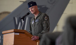 군산 美공군 제8전투 비행단장에 해몬드 대령 취임