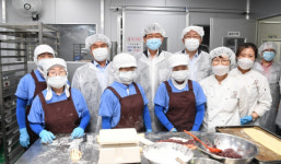 진영 행안부장관, 마을기업 현장간담회 참석차 완주 방문