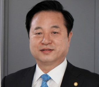 김두관 
