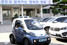김준성 영광군수 초소형 전기차 탄다