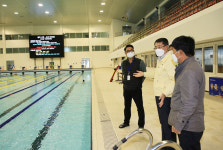안동우 제주시장, 6일 종합경기장 실내수영장 현장상황 점검