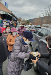‘카지노 앵벌이’…6년째 사랑의 도시락