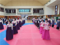 전교생 107명의 산골 초등학교의 특별한 시업식