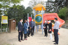 존폐기로 작은학교…전북도의회 교육위, 임실 마암초 방문 해법 모색