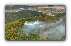 부안 변산반도국립공원서 산불 발생...산림당국 헬기 3대 등 투입 진화중