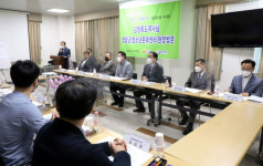 김영록 전남지사  영광군청소년문화센터 방문 청소년 육성정책 살펴