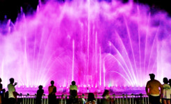 형형색색 물곡선의 자태 뿜어 뽐내는 내장산 워터파크 가동