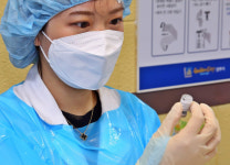 경북 영천에서, 56세 가장 화이자 백신 2차 맞고 사망   