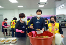 적십자봉사회 태백지구협의회, 사랑의 밑반찬 나눔 ‘훈훈’
