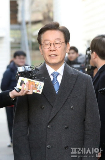국민의힘, 이재명 후보 '변호사비 대납 의혹' 검찰 고발