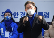이재명, 관광트램-컨벤션센터 건립 지원 등 전주 5대공약 제시