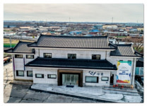 모든 경계에는 꽃이 핀다…삼례역 터널다리 옹벽에 주민 손 얹는다