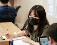 우리 학교 청소 아줌마가 교직원 과장님이 된다면?