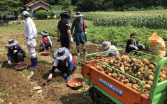 “땀 흘려 만든 결실로 나눔과 봉사 통해 새 삶 찾는다”