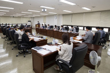 군산시의회 “새만금신항 관할구역 문제 정리가 최우선”