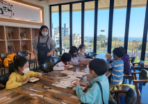 동해시 동호지구 공동체 활성화…‘바닷가 책방마을 밥상’ 개장