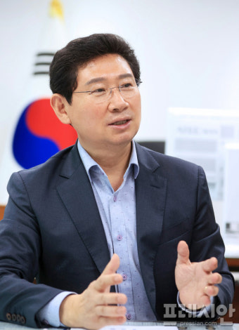 '공공시설 개방 조례'에 반기 든 이상일 용인시장 