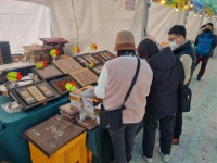 설 명절 앞둔 완주 곶감 직거래장터 선물용 구매 발길 북적