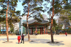 은밀하게, 과감하게! 그들은 이곳에서 이렇게 불태웠다