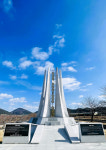 영천 임고강변 민간인 희생자 위령탑에서  