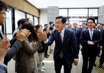 고창 방문한 김관영 지사 세계유산 6관왕 달성…글로벌 도시로