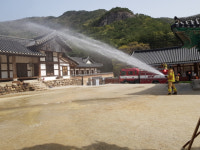부안군-천년고찰 내소사와 합동 소방훈련 진행