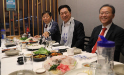 밥 한공기 다먹기 이어 오염수 어민 대책은 생선 많이 먹기 캠페인?