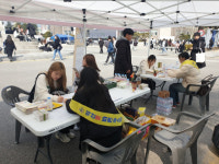 대학 신입생을 모십니다 … 대학 기숙사 입소식까지 찾아간 익산시