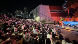 익산예술의전당 야외 기획공연 산책음감 만석 관객들 들썩