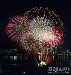 ‘2024 포항국제불빛축제 개막’…1천대 드론 불빛쇼와 데일리불꽃쇼