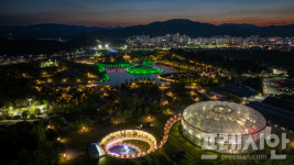 순천만국가정원, 야간 개장 인기…여름밤 낭만 산책 힐링