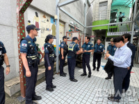 [현장] 김철문 경북경찰청장,전통시장 추석 장보기와 직원 격려... 인간미 넘치는 ‘情’ 나누기