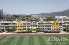 구례북초 어린이들 간식 사먹고 싶었지만 친구 돕기로 했어요