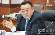 백광철 장흥군의원, 친환경 배합사료 공장 사후관리 부실 지적