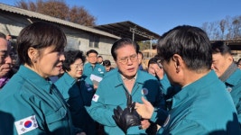송석준 의원 이천 축산농가 폭설 피해 심각… 신속히 지원해야