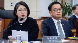 용혜인 