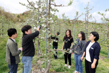 무주군, 농업직 공무원·농업인 팜메이트…특화 품목 전문가 육성 주력