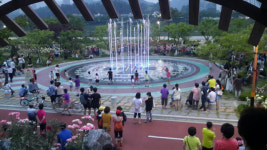 삼척시, 이사부사자공원 물썰매장·장미공원 바닥분수 7월 본격 운영