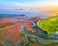 “하늘에서 담은 전북의 사계절”…도청 로비에 펼쳐진 ‘드론 사계’